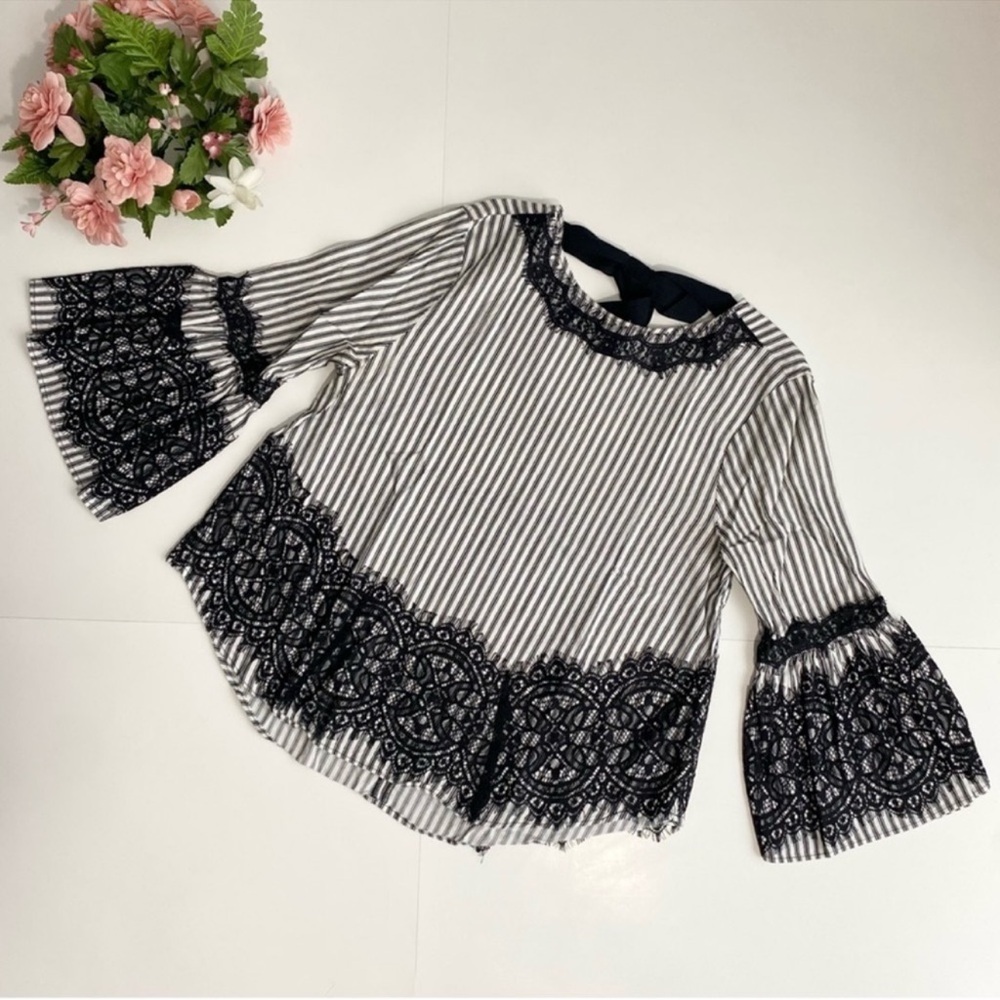 ZARA WOMAN Black Striped Lace Panel Bell Sleeve Blouse